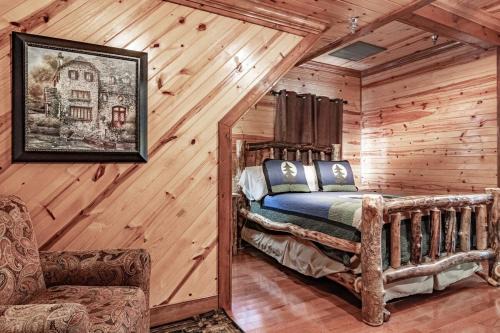 Pigeon Forge House | Summer Getaway w Grill Hot Tub & Resort Pool