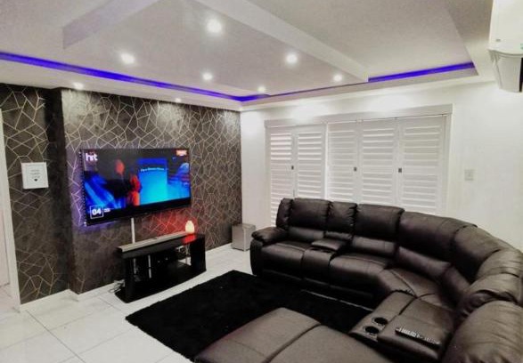 Durban Beachfront Apartment | Summer Sands north beach