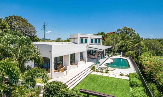 Coopers Shoot Villa | Summerhouse