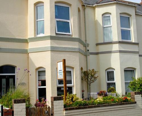 Exmouth House | Summerwind Guest House