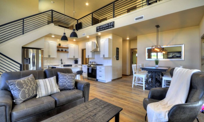 Red Lodge House | Summit Sky Retreat, Red Lodge