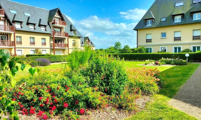 Blonville-sur-Mer Apartment | Sumptuous 3-room apartment, close to the beach and Deauville