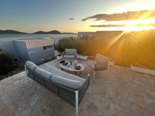 Drage Villa | Sun Deck Buqez Villa 70