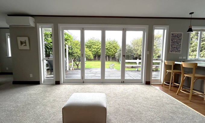Sandringham House | Sun Kissed North Facing Living 3 Bed with Excellent Indoor - Outdoor Flow