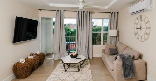 Little Battaleys Apartment | Sun-Sand-Serenity! Steps from the Beach, Luxe Pool & Cozy Comfort for 4