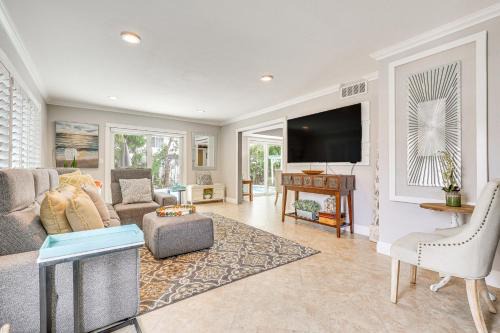 Pompano Beach House | Sun-Soaked Pompano Beach Home with Private Pool!