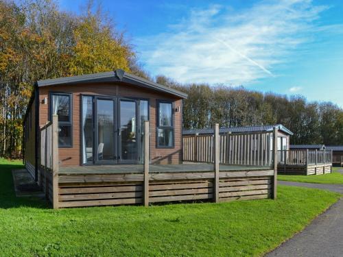 Sewerby House | Sunflower Lodge