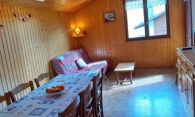 Le Grand-Bornand Apartment | Sunny Apartment for 6 with Garden, Near Slopes and Shuttle, Pets Welcome - Le Grand-Bornand