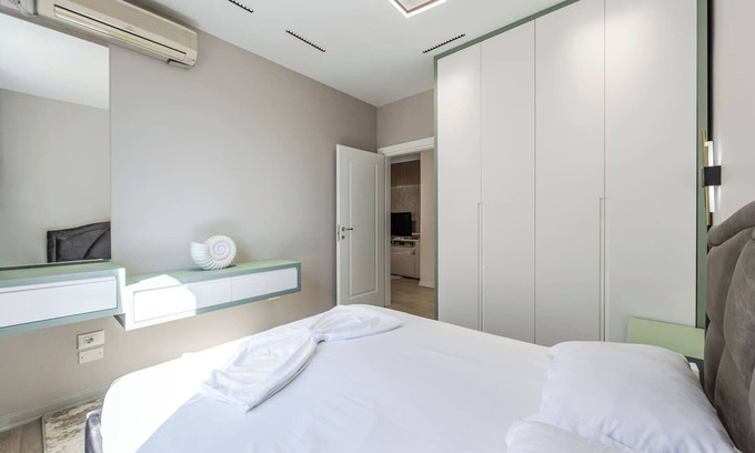 Durres Apartment | Sunny Beach Luxurious Apartment