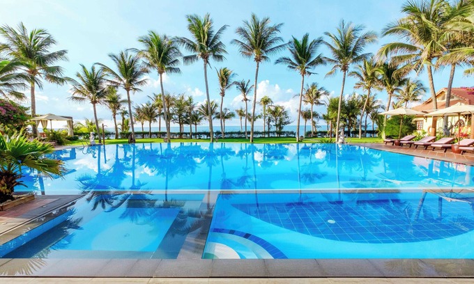 Central Mui Ne Beach Hotel | Sunny Beach Resort and Spa