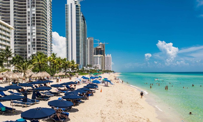 Sunny Isles Beach Apartment | Sunny Isles Beach, 2Bed Condo 3min Walk To Beach