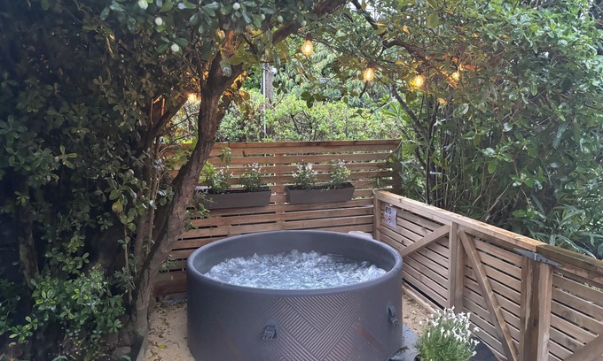 Paraparaumu House | Sunny Seaside Escape - Raumati South