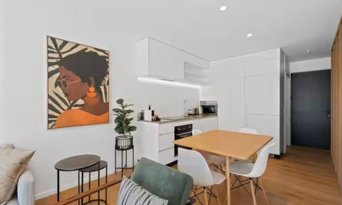 Albert Town House | Sunny Stay in Wanaka