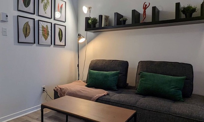 Hochelaga Apartment | Sunny Top-Floor Apartment Near Metro & Shops