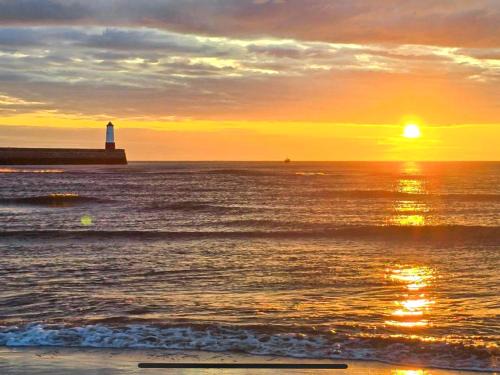 Tweedmouth House | Sunrise Cottage