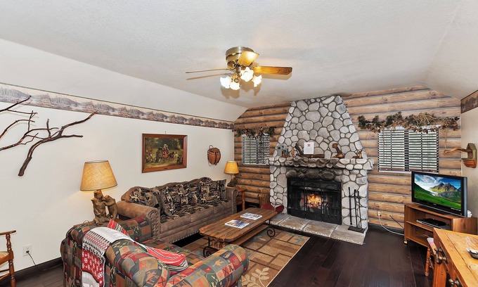 Big Bear Lake Cabin | Sunrise Pines Cabin Near the Village