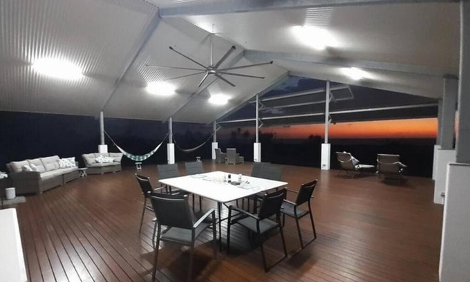 Dundee Beach House | Sunset Beach House