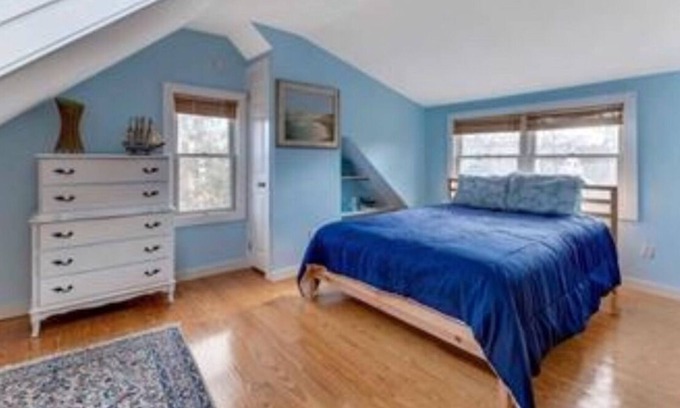 Flanders House | Sunset beach house