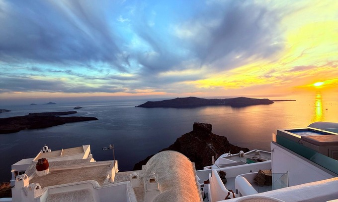 Imerovigli Apartment | Sunset Caldera Sea View Houses