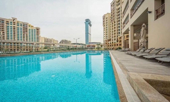 Deira Apartment | Sunset Lake Condo - RP Home