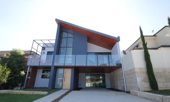 Marmion Apartment | Sunset Place Apartments