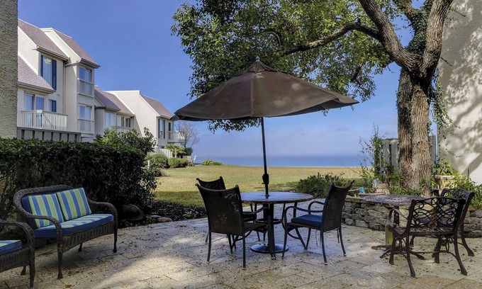 Harbour Town Villa | Sunset Rentals | Schooner Court 731