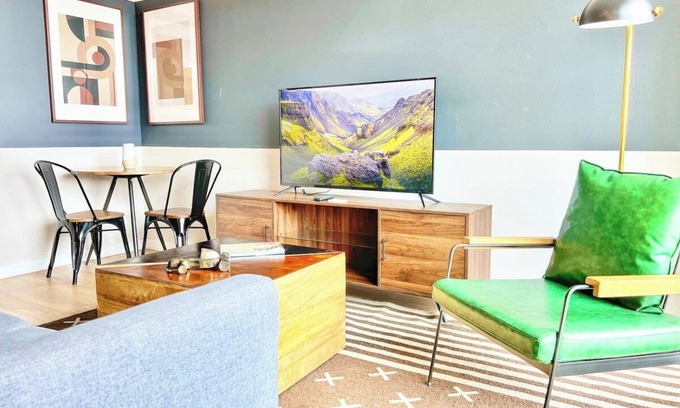 East Village Apartment | Sunset Stay in Downtown San Diego