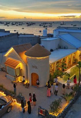 Old Quarter Hotel | SunSet Story Hotel