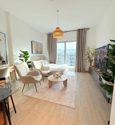 Abu Dhabi Apartment | Sunset Studio Yas Etihad Arena