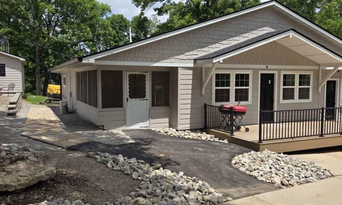Mountain Home Cabin | Sunset Villa at Fish & Fiddle Family Resort & Extended Stay
