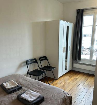 Grenelle Apartment | Sunshine Studio near Eiffel Tower