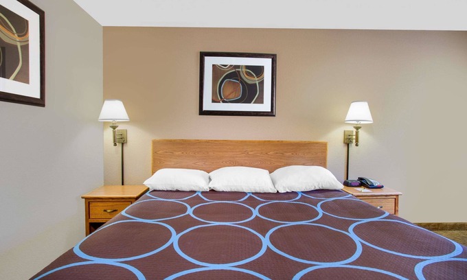 Lewisburg Hotel | Super 8 by Wyndham Lewisburg