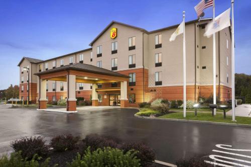 Deepwater Hotel | Super 8 by Wyndham Pennsville/Wilmington