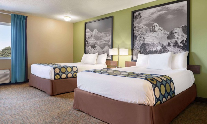 Sioux Falls Hotel | Super 8 by Wyndham Sioux Falls