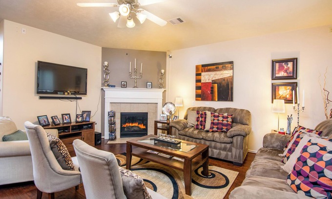 Sterling Ridge House | Super COZY 4 bdr home w beautiful gazebo terrace!