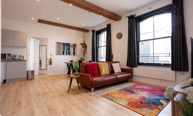 Manchester Apartment | Superb 2Bed/2Bath 5min walk to Victoria Station