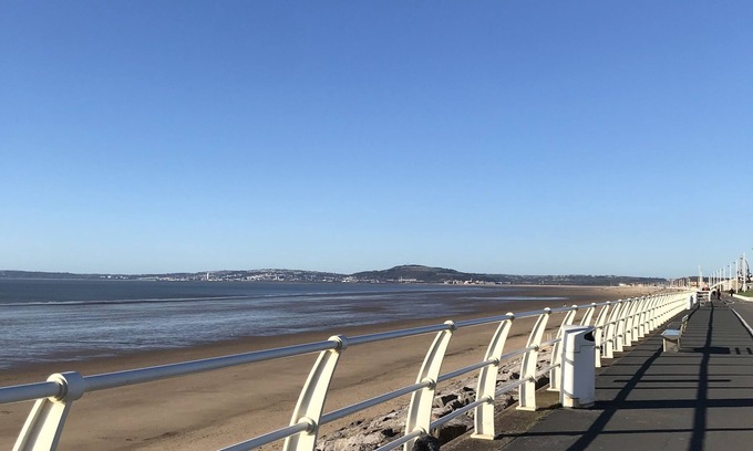 Port Talbot House | ❤Superb 4 Bedroom Holiday Home, Mountain View, Close to Aberavon Beach❤