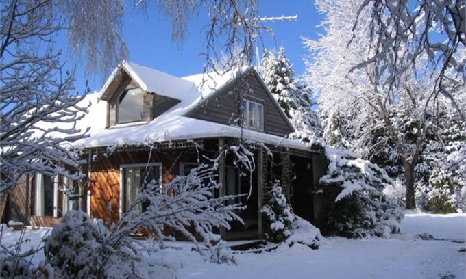 Rangataua Cabin | Superb Family-style Lodge