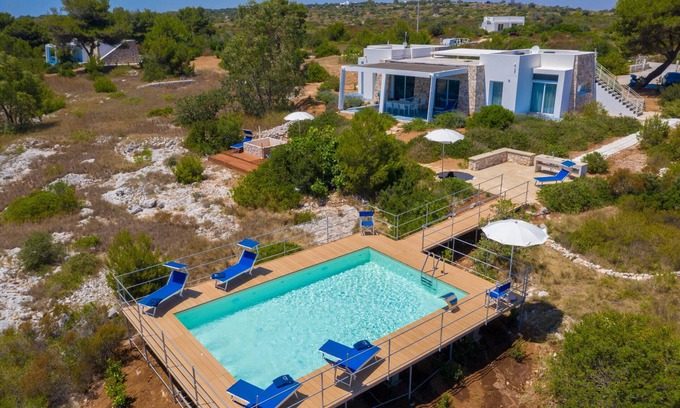 Torre Pali Villa | Superb villa with pool and 180° sea view