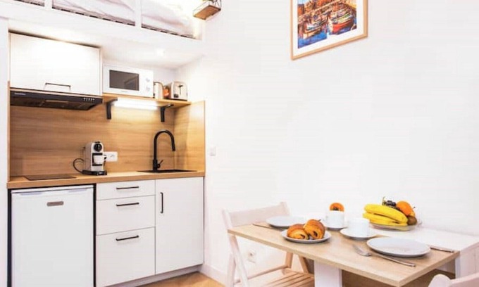 Thiers Apartment | * Superbe Studio avec Balcon - Nice Centre *