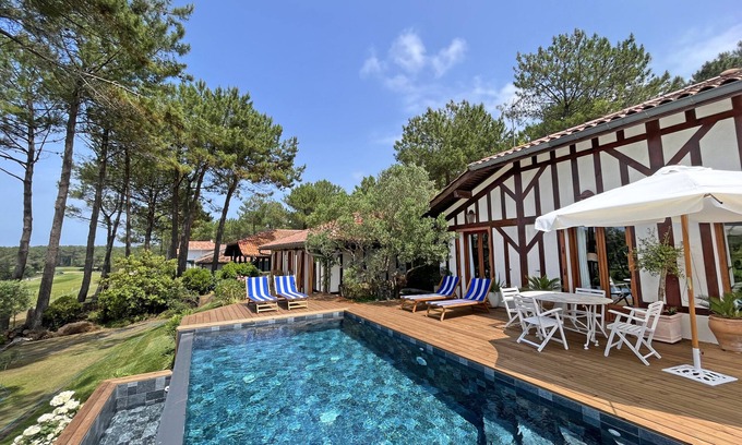 Moliets-et-Maa House | Superbe Villa Piscine à Débordement, vue Golf, Pinède, 8 min à Pied de la Plage!