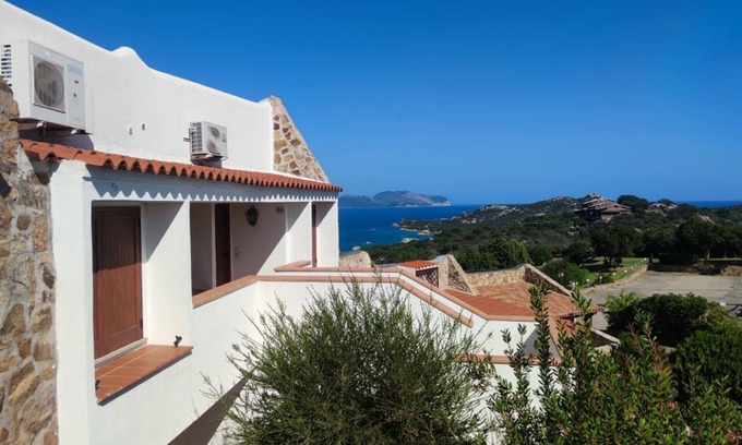 Li Cuncheddi Apartment | Superior One-Bedroom Apartment Sea View and wifi: first floor, 1 double bedroom, 2 bathrooms with sh