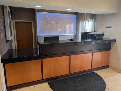 Mount Pleasant Hotel | SureStay by Best Western Mount Pleasant Racine