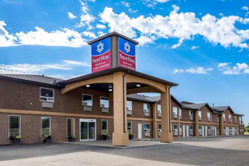 Hardisty Hotel | SureStay Plus Hotel by Best Western Hardisty