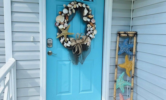 Hampstead House | Surf City Off Island Retreat! 2.5 mi to beach - Flexible booking days!