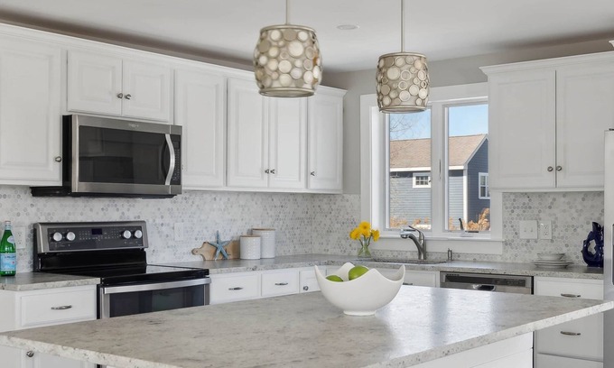 Kennebunk House | Surfside Sanctuary at Gooch's Beach