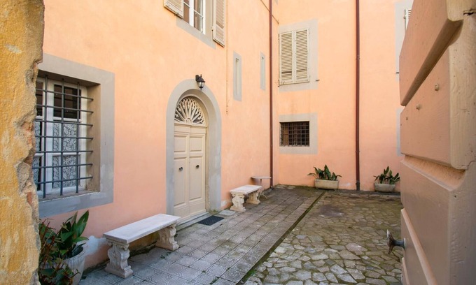 Calci House | Susanna's little palace within the castle walls