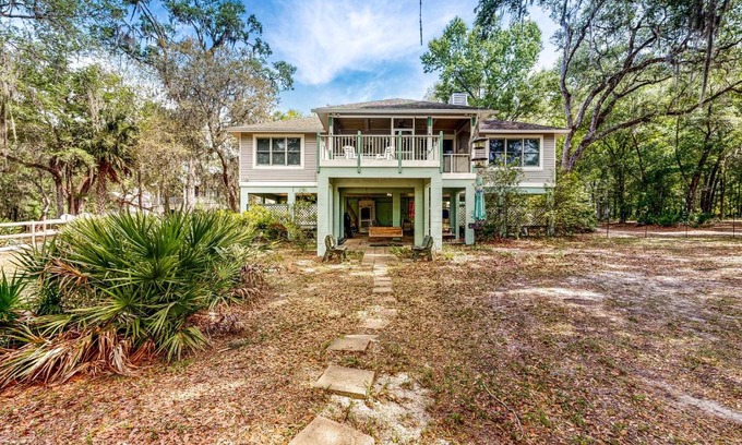 Bell House | Suwanee House & Riverbend