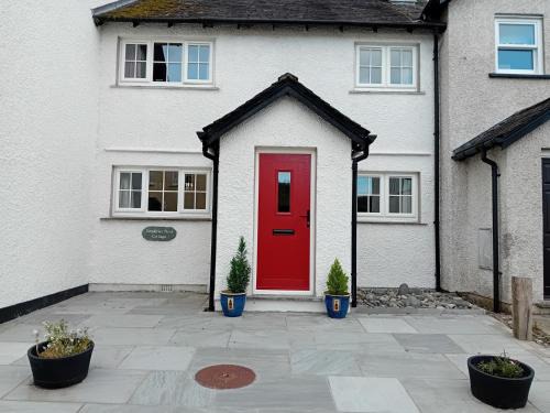 Hawkshead House | Swallows Nest Cottage