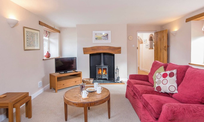 Croesgoch House | Swallows Rest, Holiday Home Croesgoch, Sleeps 6, 3 bedrooms, bathrooms